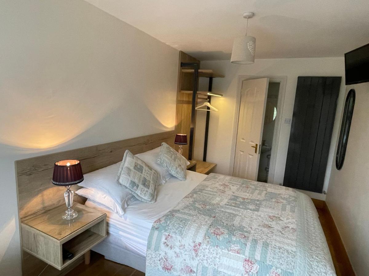 The Wave Bed & Breakfast Galway Eksteriør bilde