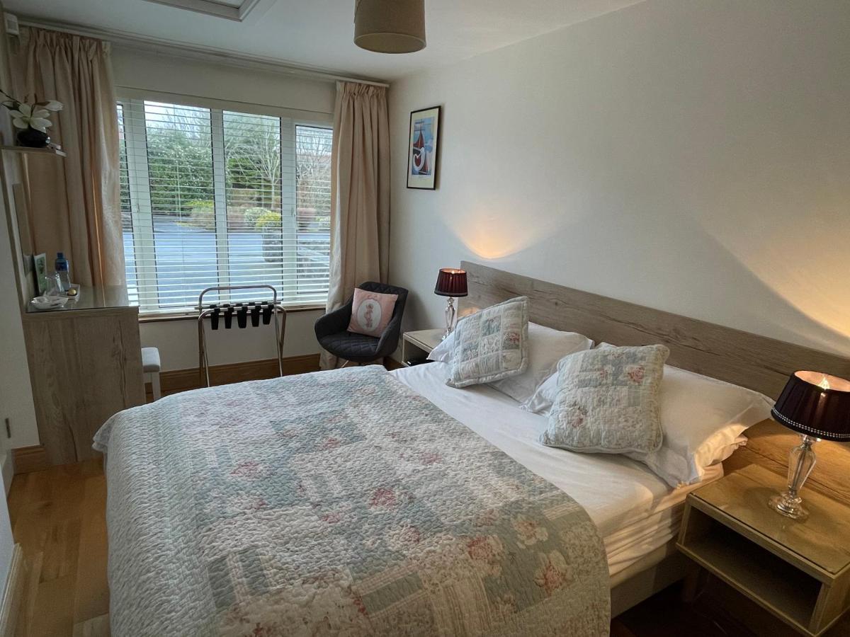 The Wave Bed & Breakfast Galway Eksteriør bilde