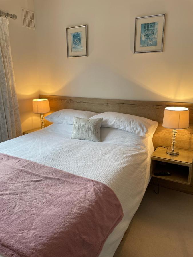 The Wave Bed & Breakfast Galway Eksteriør bilde