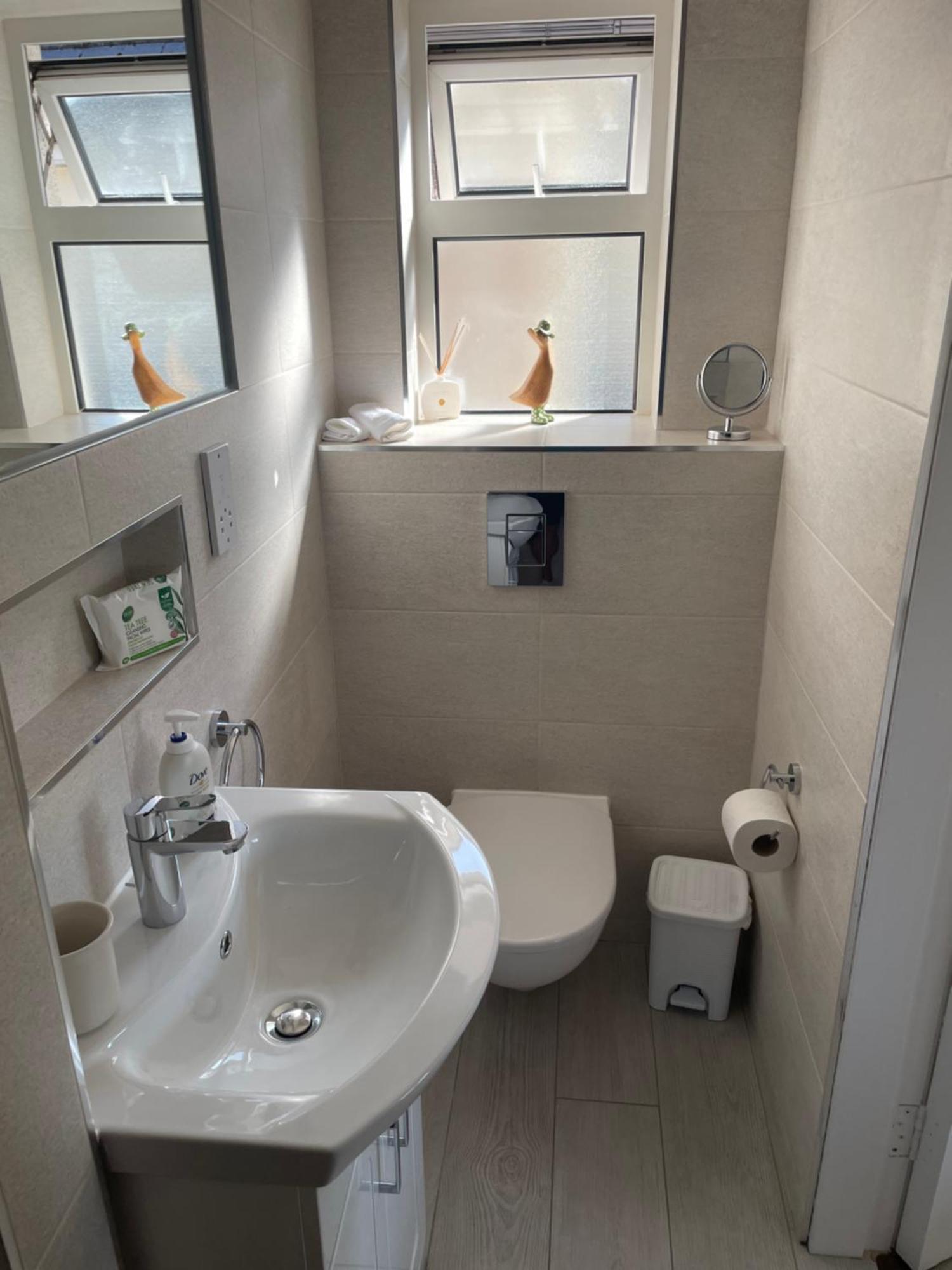 The Wave Bed & Breakfast Galway Eksteriør bilde